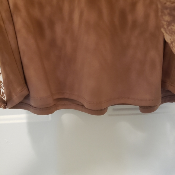 ❤ Beautiful Lace Blouse - Picture 3 of 6